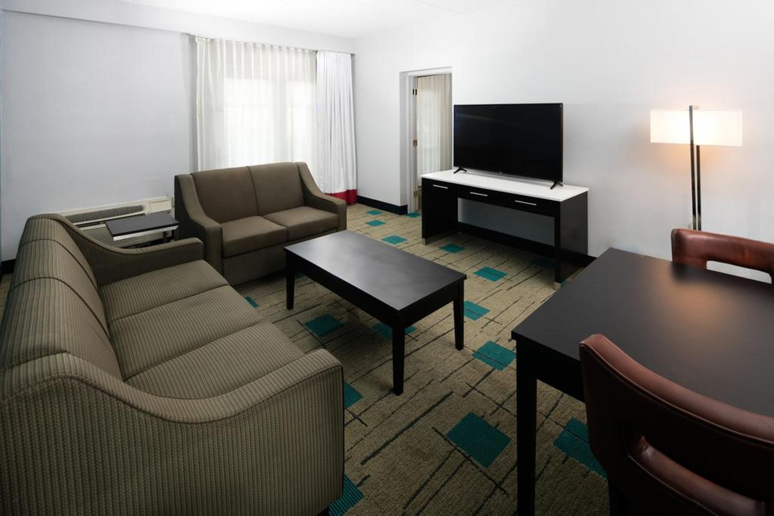 Hawthorn Extended Stay By Wyndham Chambersburg Exterior photo