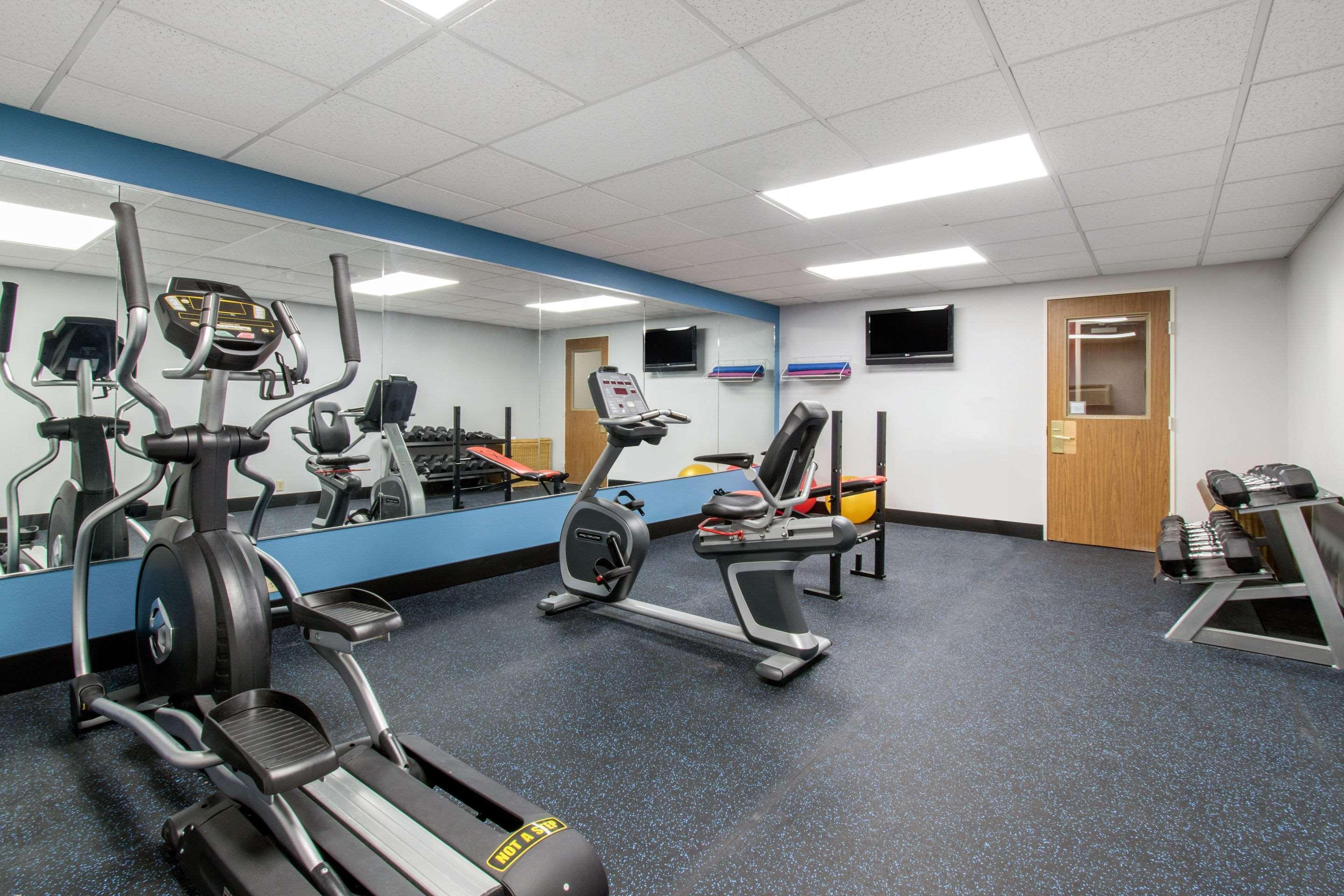 Hawthorn Extended Stay By Wyndham Chambersburg Exterior photo