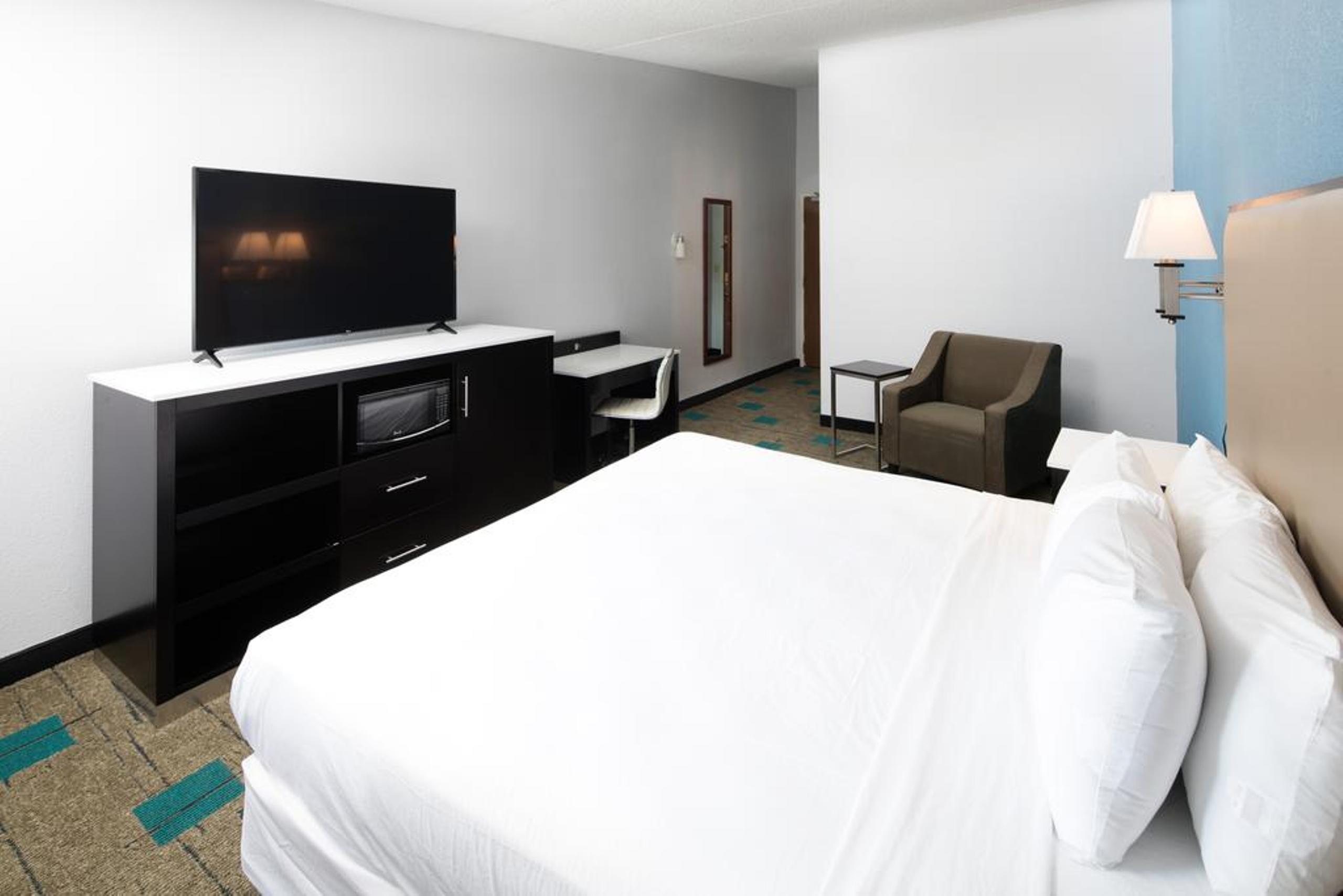 Hawthorn Extended Stay By Wyndham Chambersburg Exterior photo