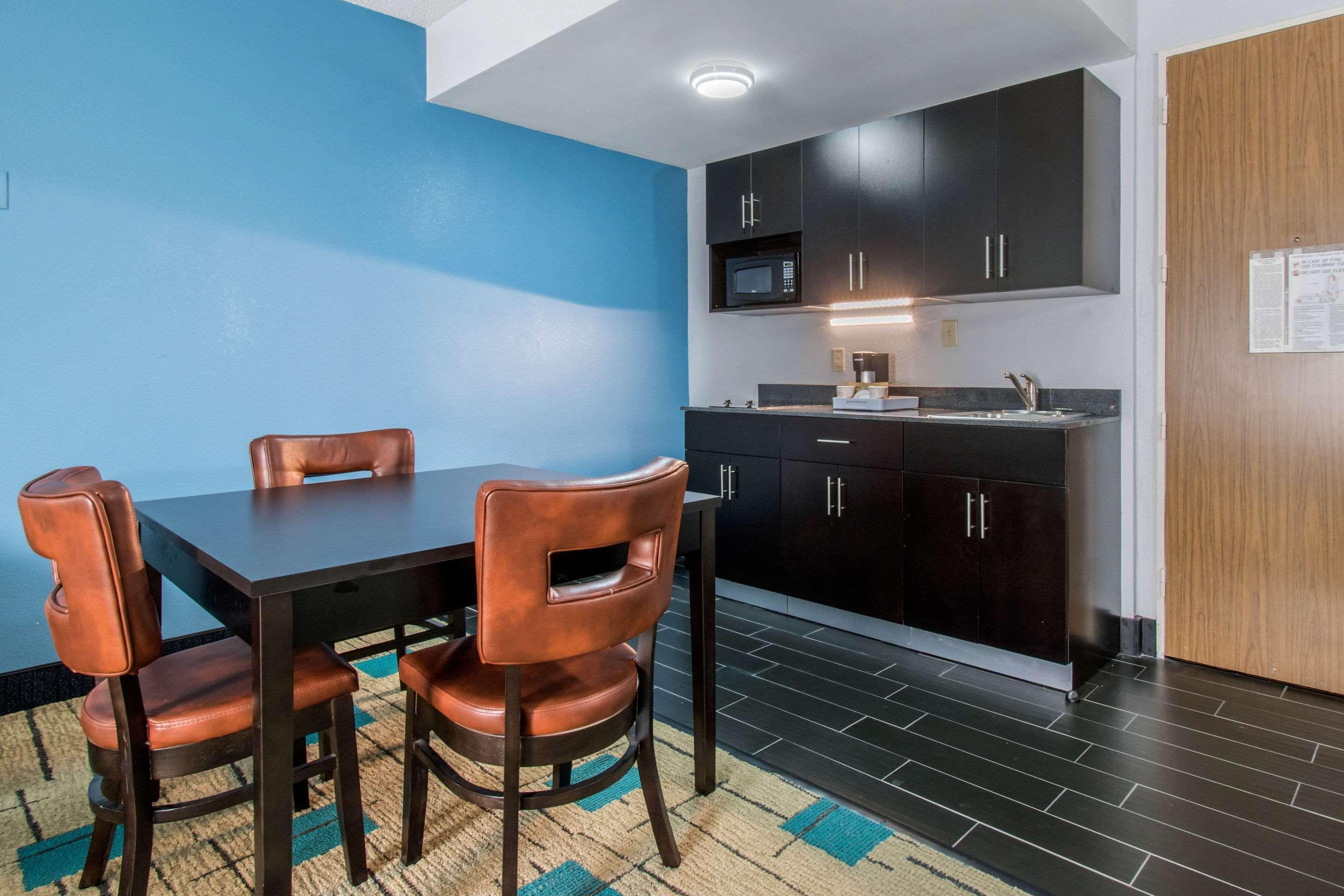 Hawthorn Extended Stay By Wyndham Chambersburg Exterior photo