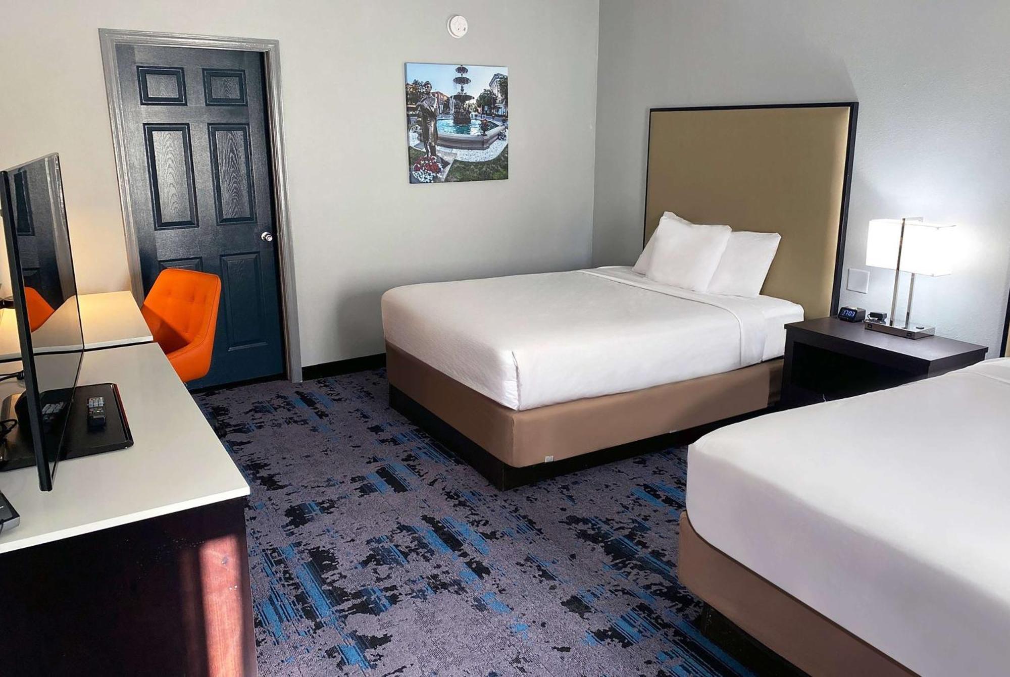 Hawthorn Extended Stay By Wyndham Chambersburg Exterior photo